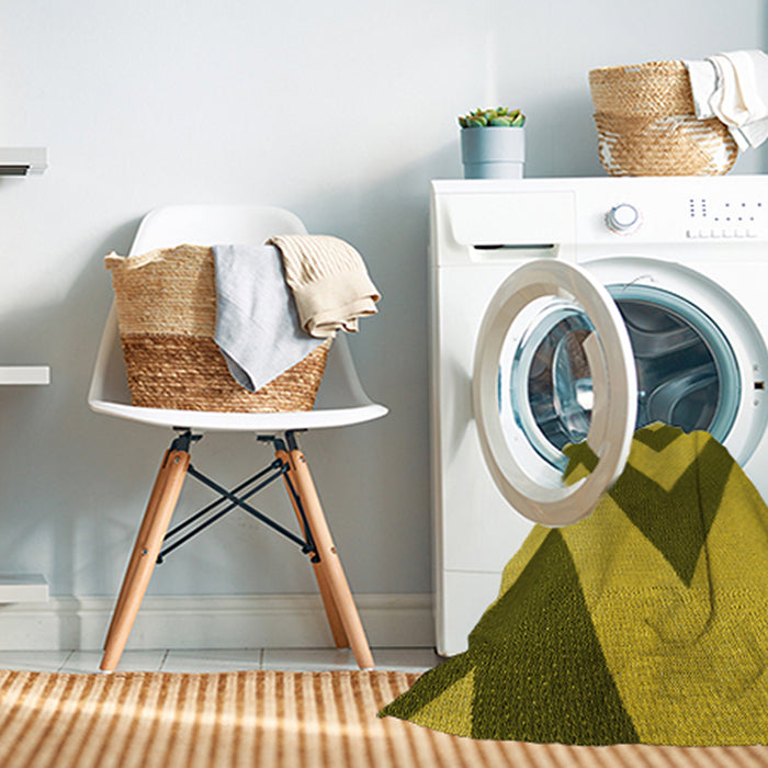 Machine Washable Transitional Dark Bronze Brown Rug in a Washing Machine, wshpat3547yw