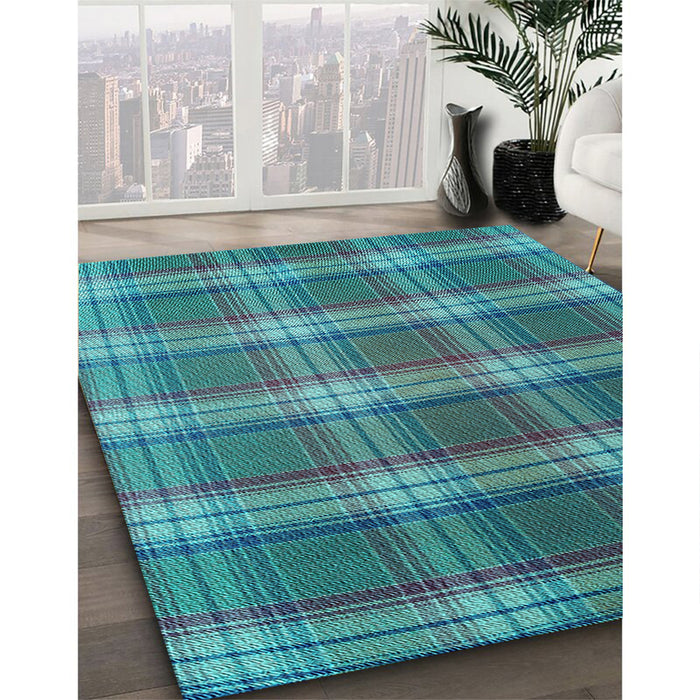 Patterned Dark Turquoise Green Rug in Family Room, pat3550lblu