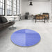 Round Patterned Blue Rug in a Office, pat3551blu