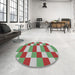 Round Patterned Green Novelty Rug in a Office, pat3552