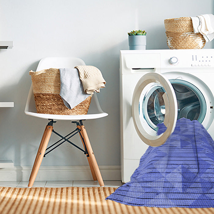 Machine Washable Transitional Sky Blue Rug in a Washing Machine, wshpat3554blu