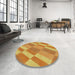 Round Machine Washable Transitional Sedona Brown Rug in a Office, wshpat3560