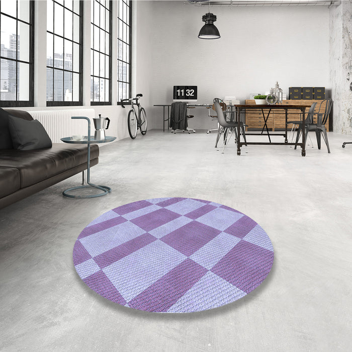 Round Patterned Medium Purple Rug in a Office, pat3561blu