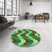 Round Patterned Seaweed Green Rug in a Office, pat3569grn