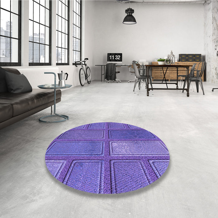 Round Patterned Amethyst Purple Rug in a Office, pat3572pur