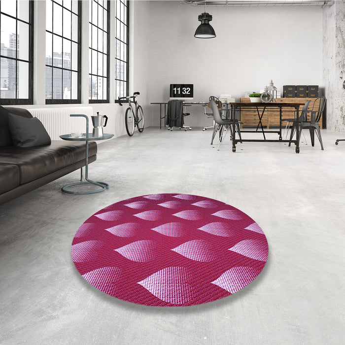 Round Patterned Crimson Red Rug in a Office, pat3576pur