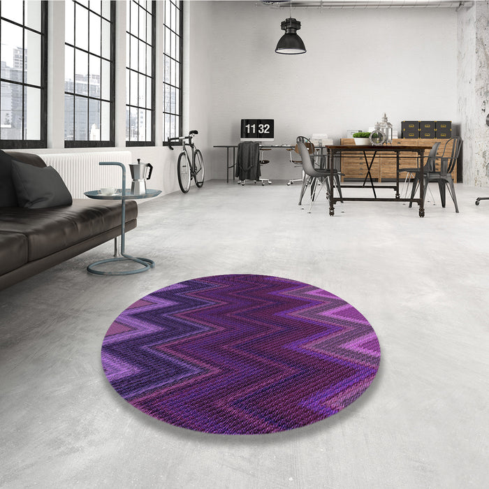 Round Patterned Dark Orchid Purple Rug in a Office, pat3589pur