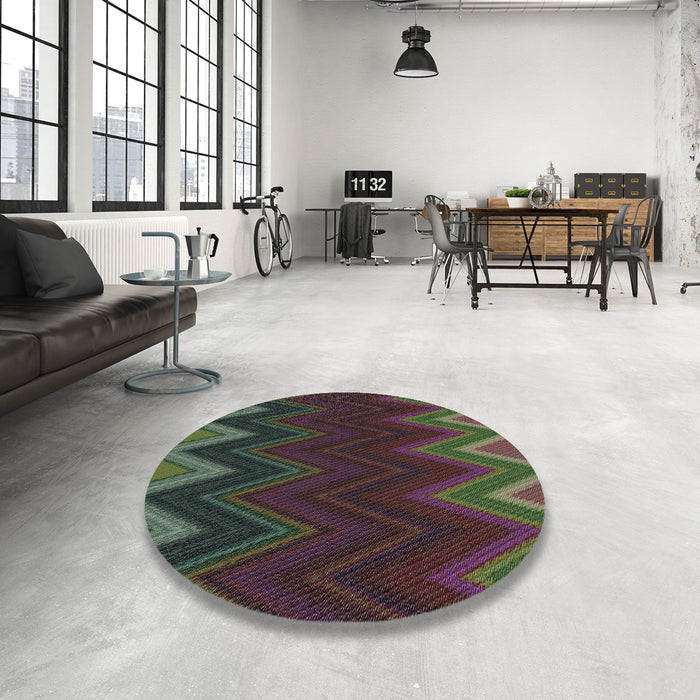 Round Machine Washable Transitional Midnight Gray Rug in a Office, wshpat3589