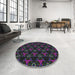 Round Patterned Gray Novelty Rug in a Office, pat358