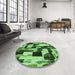 Round Patterned Emerald Green Rug in a Office, pat3592grn