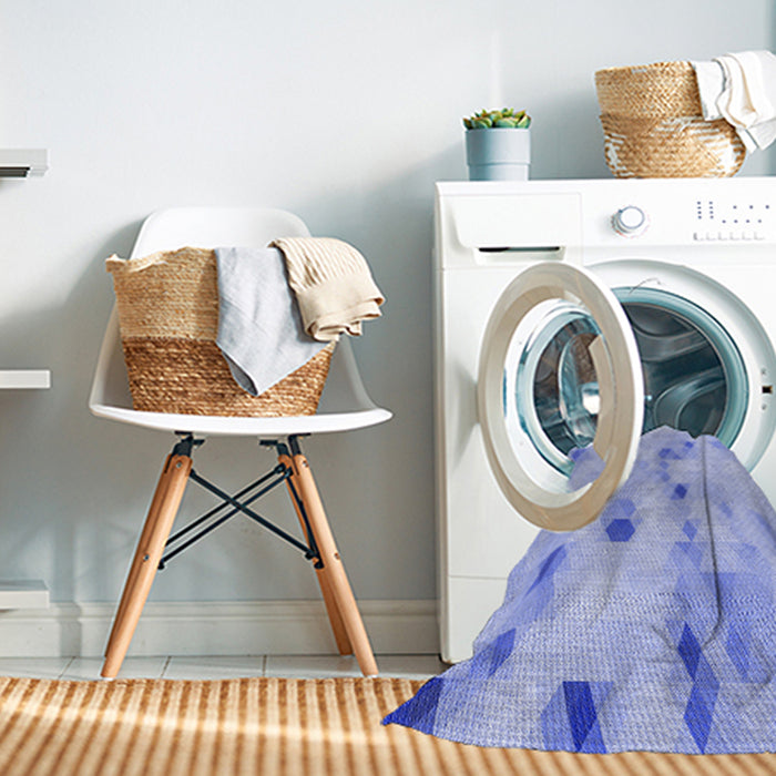 Machine Washable Transitional Sky Blue Rug in a Washing Machine, wshpat3593blu