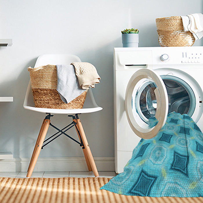 Machine Washable Transitional Dark Turquoise Green Rug in a Washing Machine, wshpat3594lblu