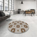 Round Machine Washable Transitional Brown Rug in a Office, wshpat3596