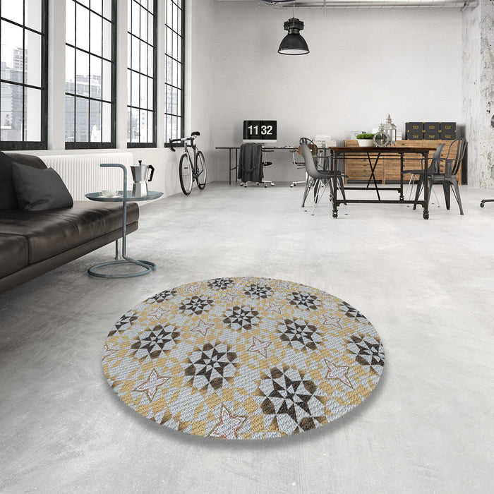 Round Patterned Brown Novelty Rug in a Office, pat3610