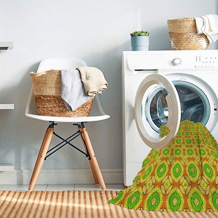 Machine Washable Transitional Green Yellow Green Rug in a Washing Machine, wshpat3611yw
