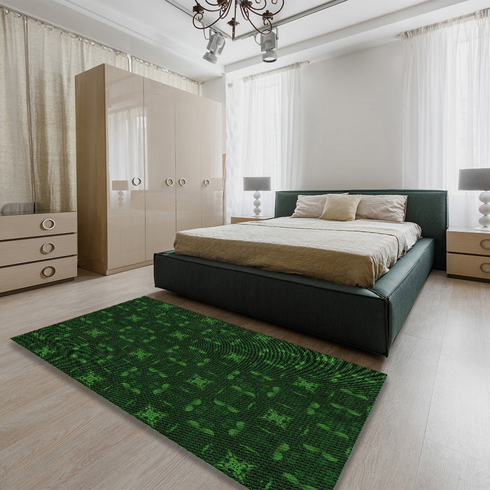 Round Machine Washable Transitional Deep Emerald Green Rug in a Office, wshpat3613grn