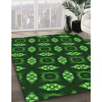 Patterned Dark Forest Green Rug, pat3616grn