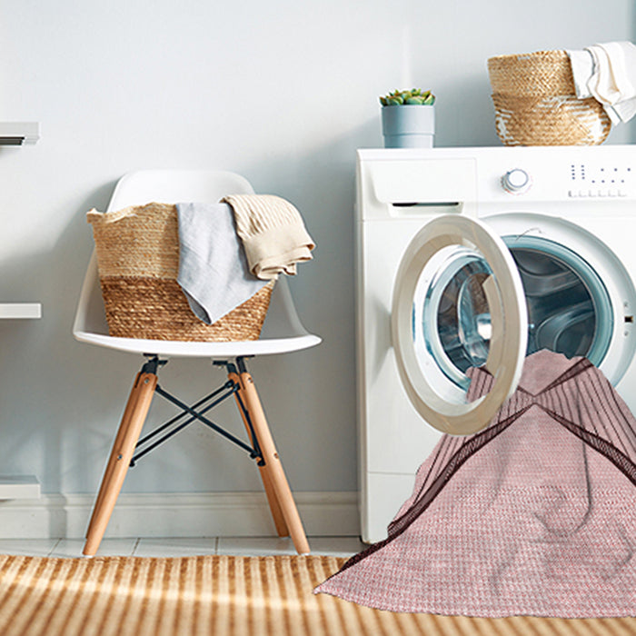 Machine Washable Transitional Indian Red Rug in a Washing Machine, wshpat3656rd