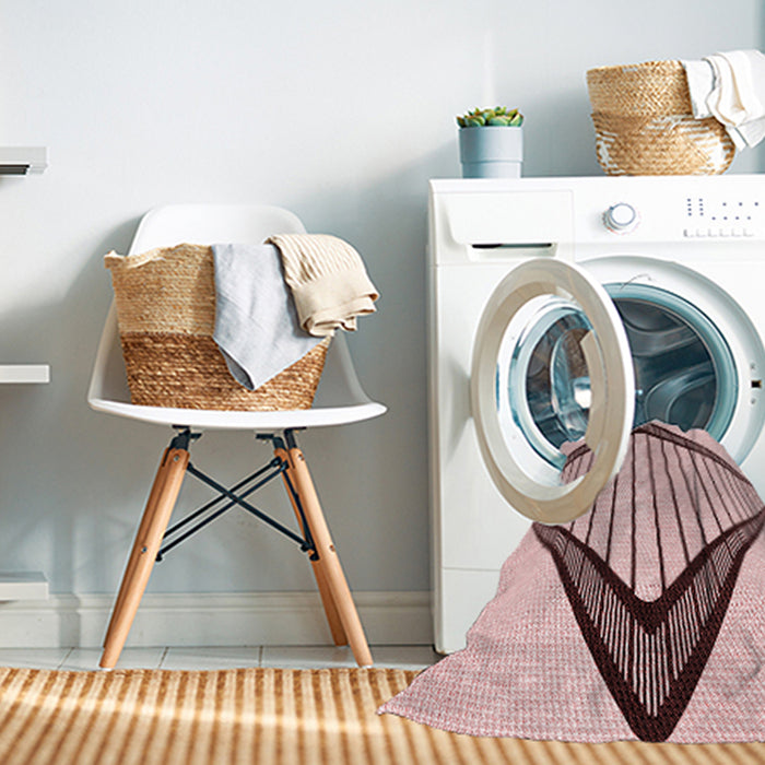 Machine Washable Transitional Indian Red Rug in a Washing Machine, wshpat3657rd