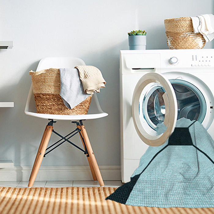 Machine Washable Transitional Deep-Sea Green Rug in a Washing Machine, wshpat3661lblu