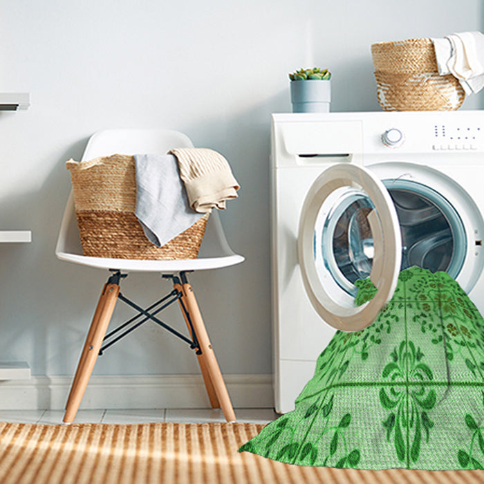 Machine Washable Transitional Emerald Green Rug in a Washing Machine, wshpat3663grn
