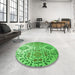 Round Patterned Emerald Green Rug in a Office, pat3663grn