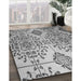 Patterned Silver Gray Rug in Family Room, pat3663gry