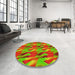 Round Patterned Green Rug in a Office, pat3670yw