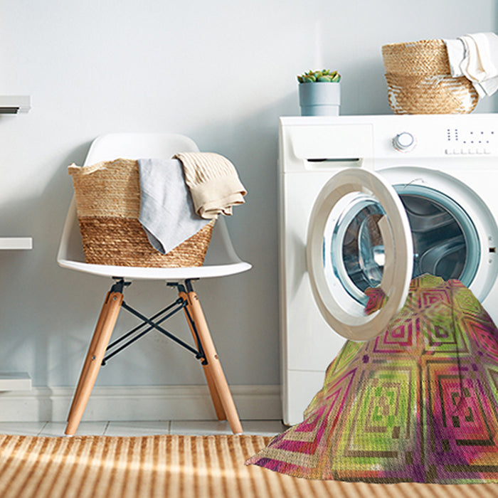 Machine Washable Transitional Metallic Gold Rug in a Washing Machine, wshpat3672brn