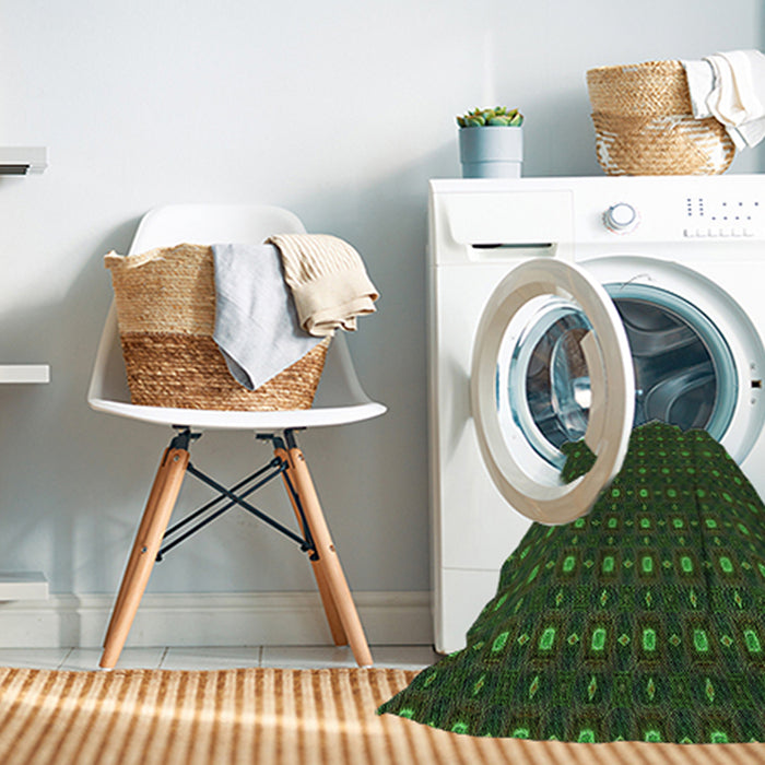 Machine Washable Transitional Dark Forest Green Rug in a Washing Machine, wshpat3684grn