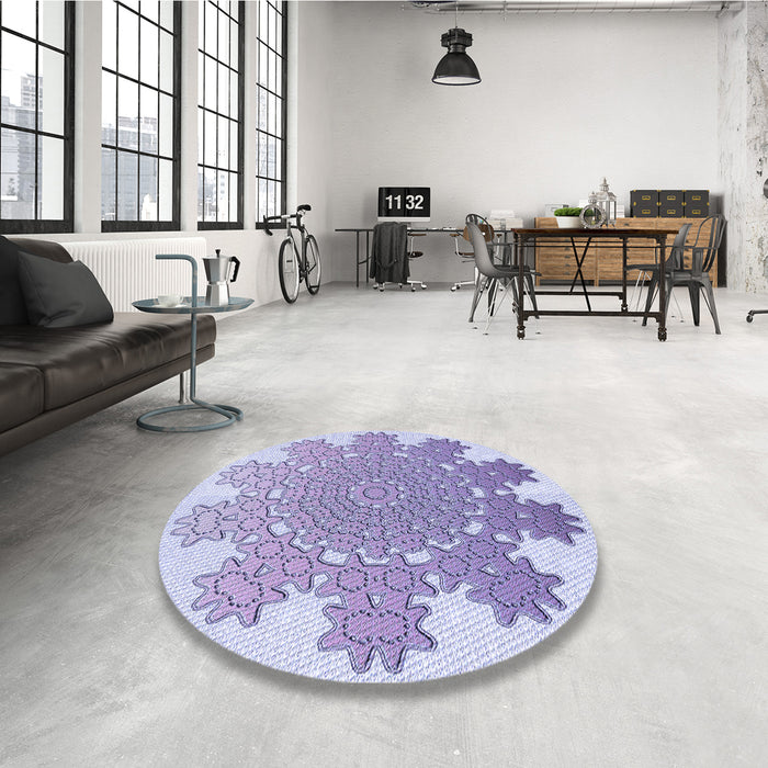 Round Patterned Medium Purple Rug in a Office, pat3688blu