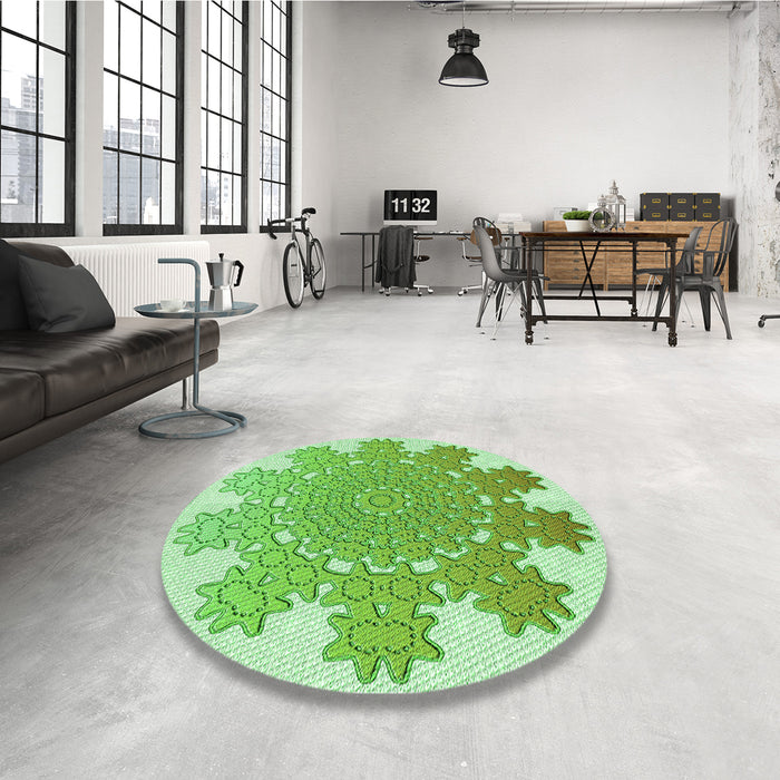 Round Patterned Jade Green Rug in a Office, pat3688grn