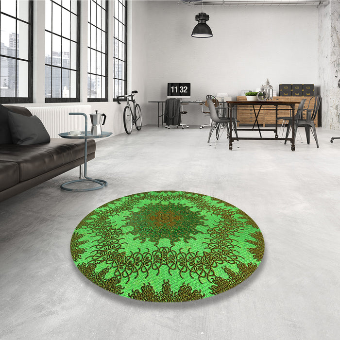 Round Patterned Army Green Rug in a Office, pat3707grn