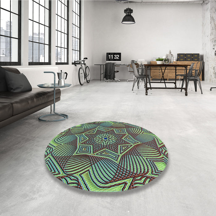 Round Patterned Emerald Green Rug in a Office, pat3714lblu