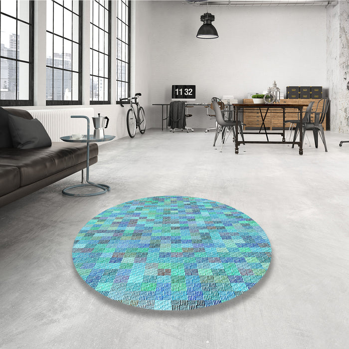 Round Patterned Blue Ivy Blue Rug in a Office, pat3750lblu