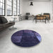 Round Patterned Night Blue Rug in a Office, pat3755blu