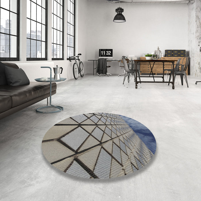 Round Machine Washable Transitional Gray Rug in a Office, wshpat3759