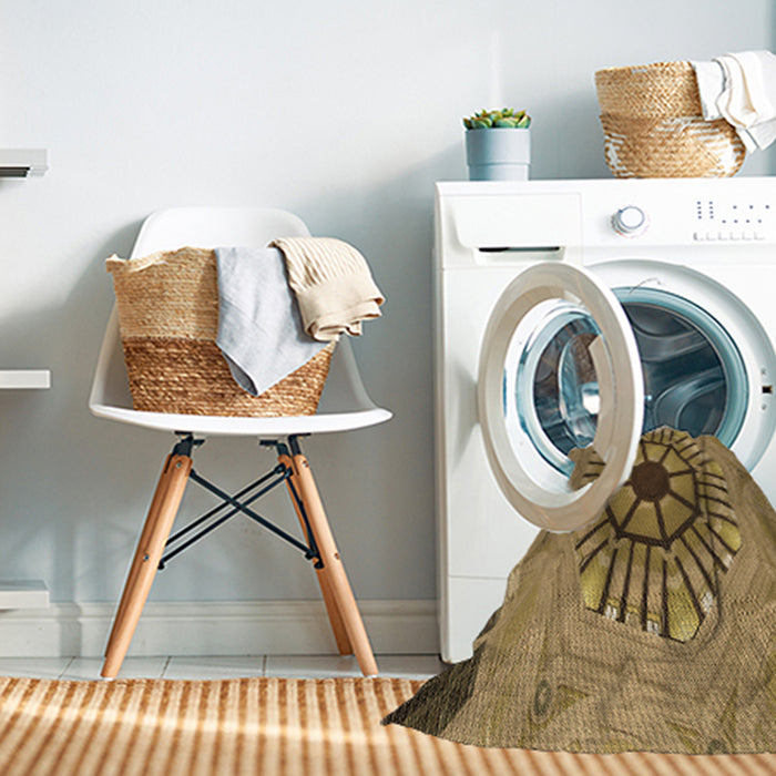 Machine Washable Transitional Red Brown Rug in a Washing Machine, wshpat3761brn