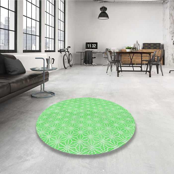 Round Patterned Green Rug in a Office, pat3766grn