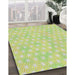 Machine Washable Transitional Tea Green Rug in a Family Room, wshpat3766