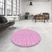 Round Patterned Blossom Pink Rug in a Office, pat3767pur