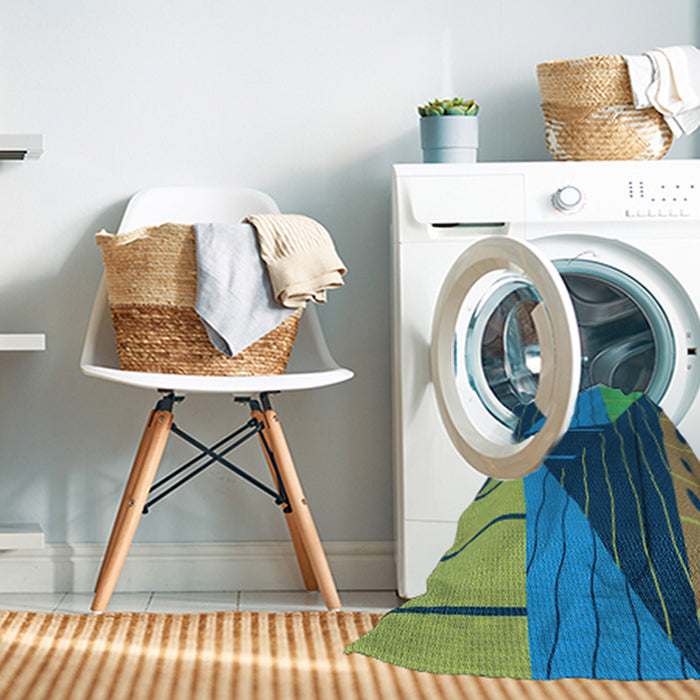 Machine Washable Transitional Emerald Green Rug in a Washing Machine, wshpat377lblu