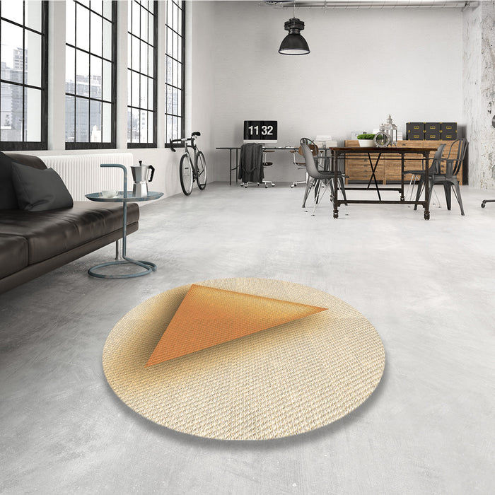 Round Patterned Golden Blonde Gold Rug in a Office, pat3771brn