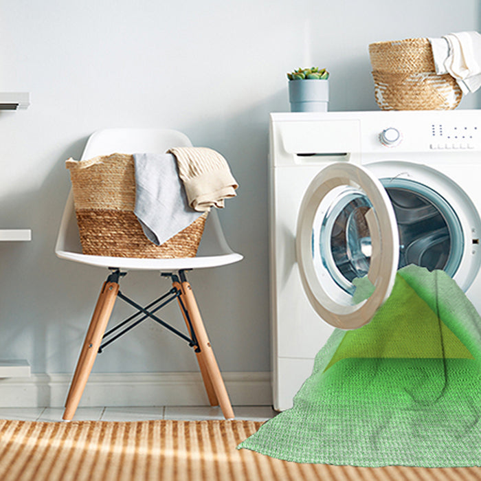 Machine Washable Transitional Green Rug in a Washing Machine, wshpat3771grn