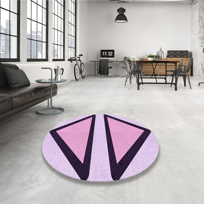 Round Patterned Orchid Purple Rug in a Office, pat3772pur
