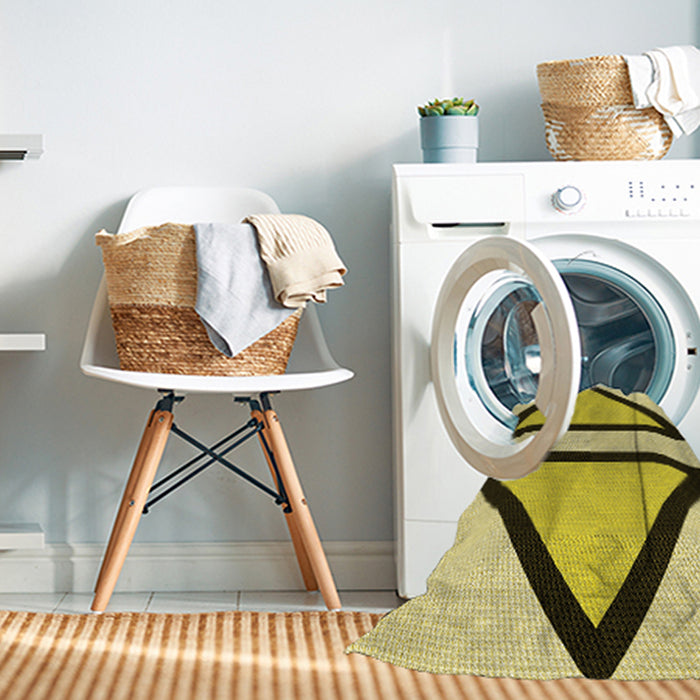 Machine Washable Transitional Dark Yellow Green Rug in a Washing Machine, wshpat3772yw