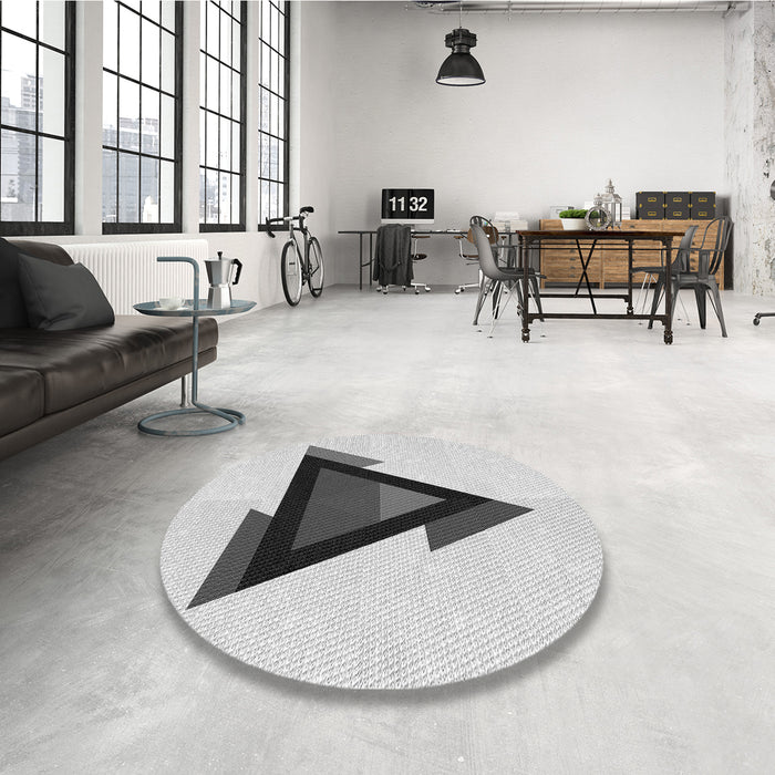 Round Patterned Platinum Gray Rug in a Office, pat3773gry