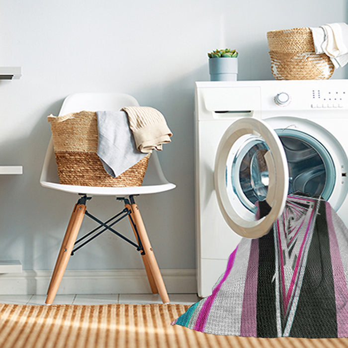 Machine Washable Transitional Plum Purple Rug in a Washing Machine, wshpat3778