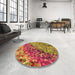 Round Patterned Red Rug in a Office, pat3780org