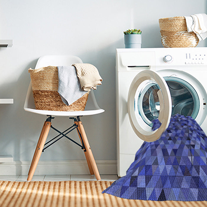 Machine Washable Transitional Light Slate Blue Rug in a Washing Machine, wshpat3782blu